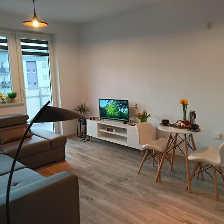 Apartament Z Sauna I Jacuzzi Radom Exterior foto